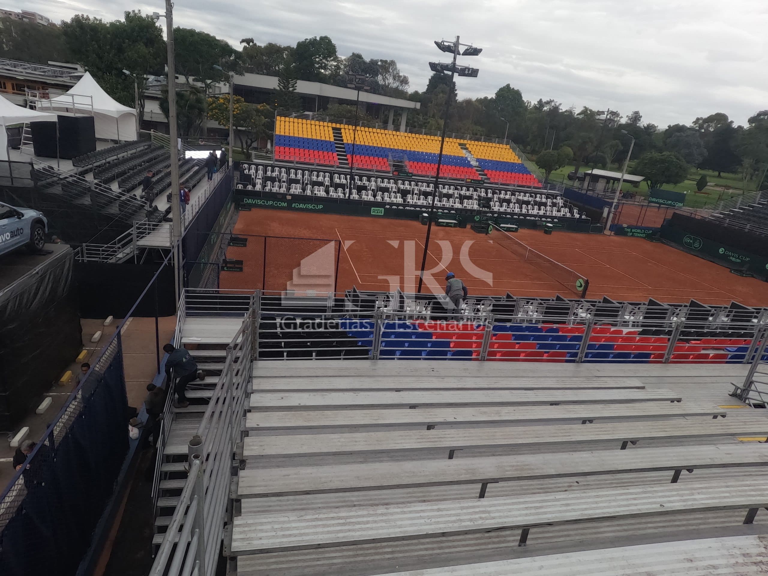 Alquiler de Graderías 71