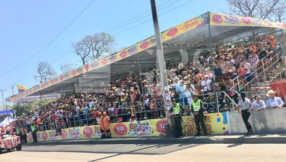 Alquiler de Graderías 78