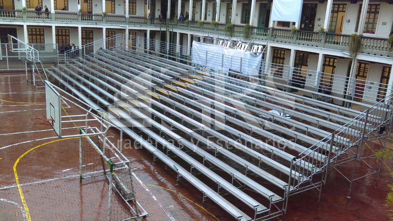 Alquiler de Graderías 79