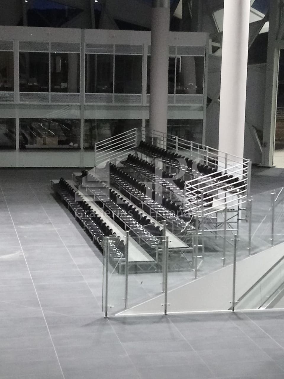 Alquiler de Graderías 92