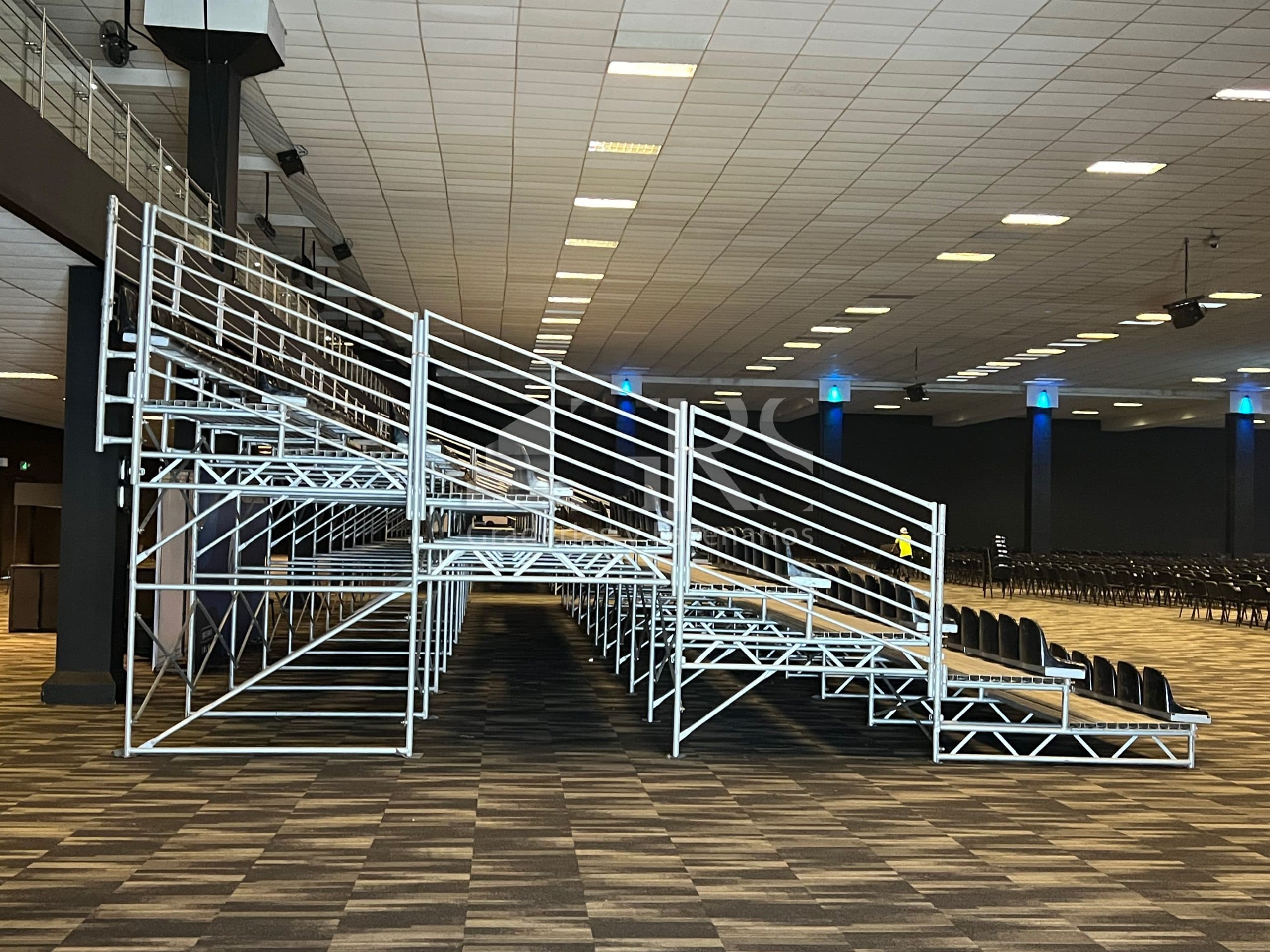 Alquiler de Graderías 33