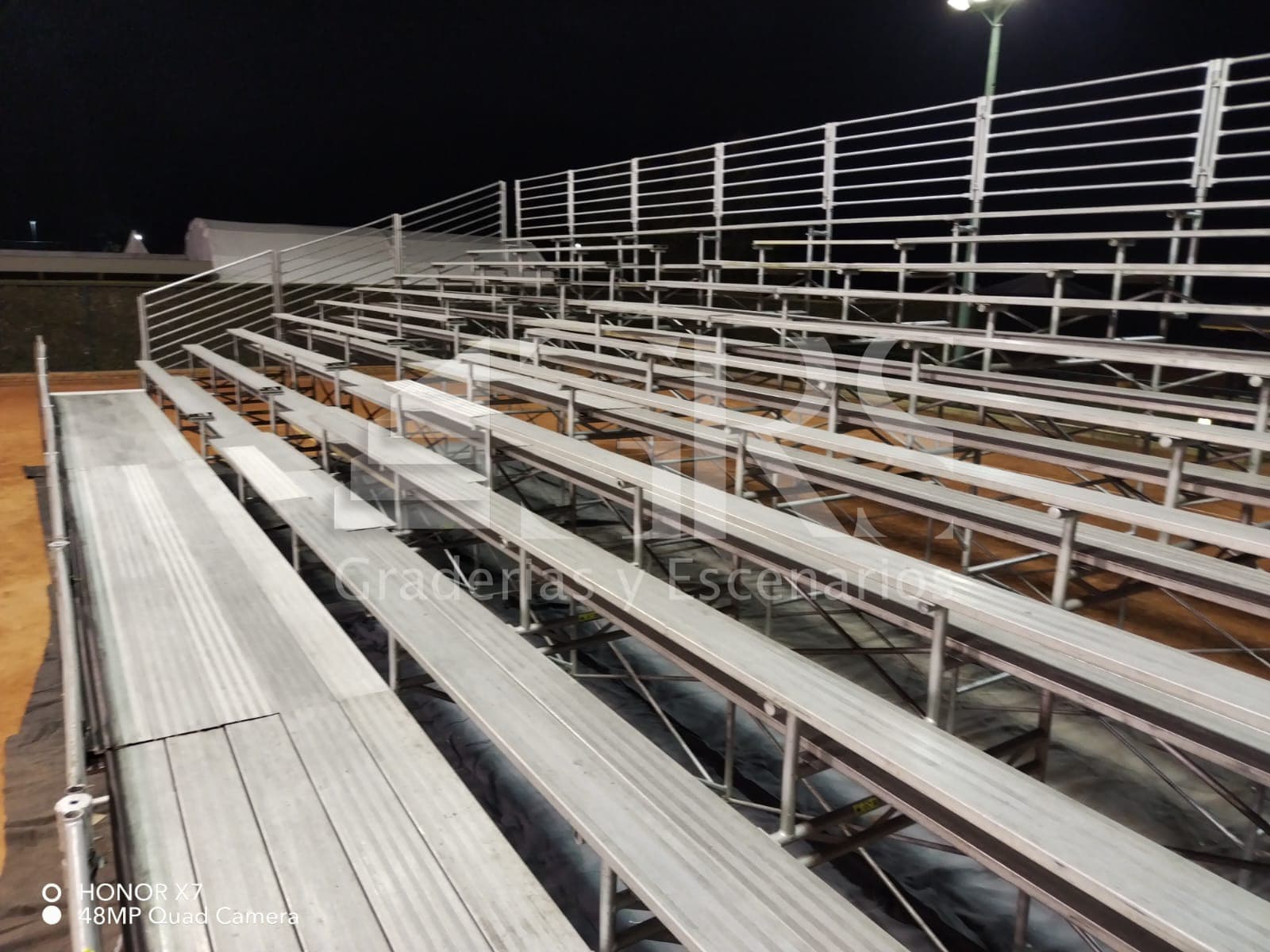 Alquiler de Graderías 68