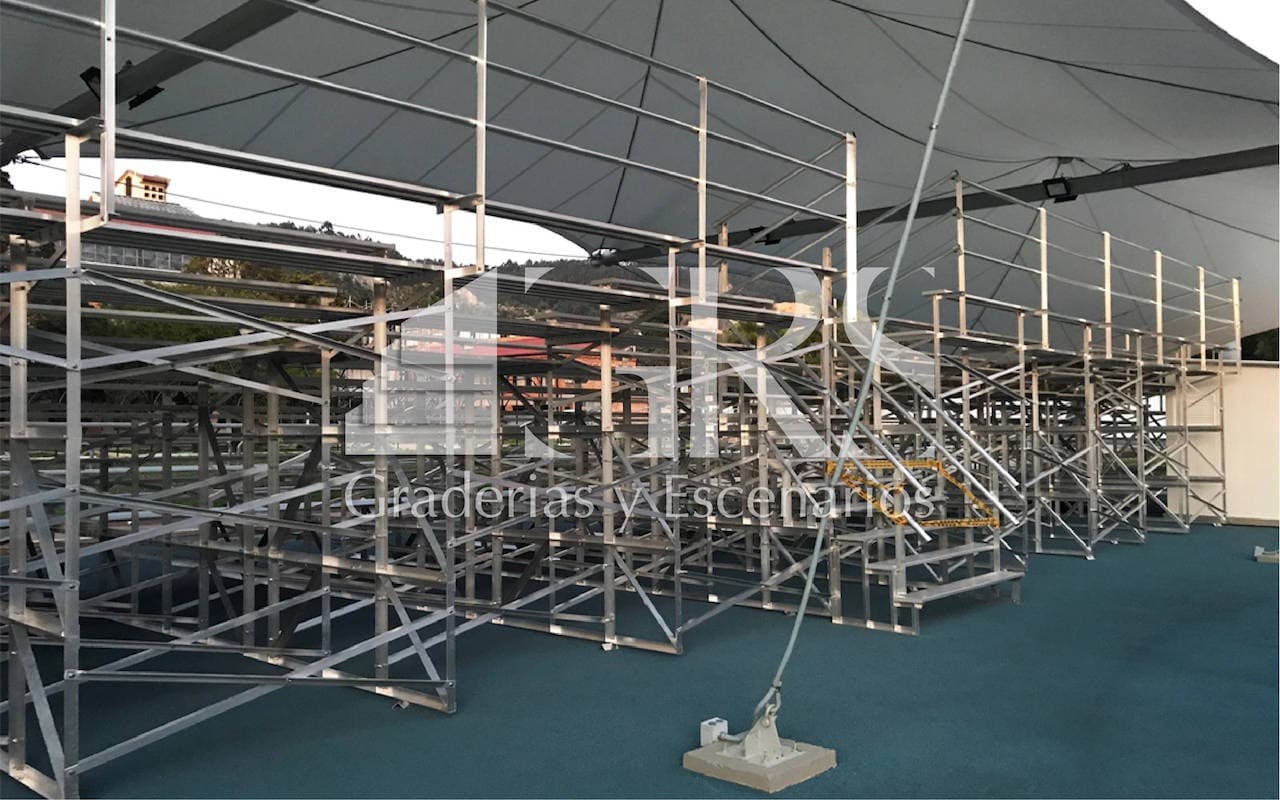 Venta de Graderías 53