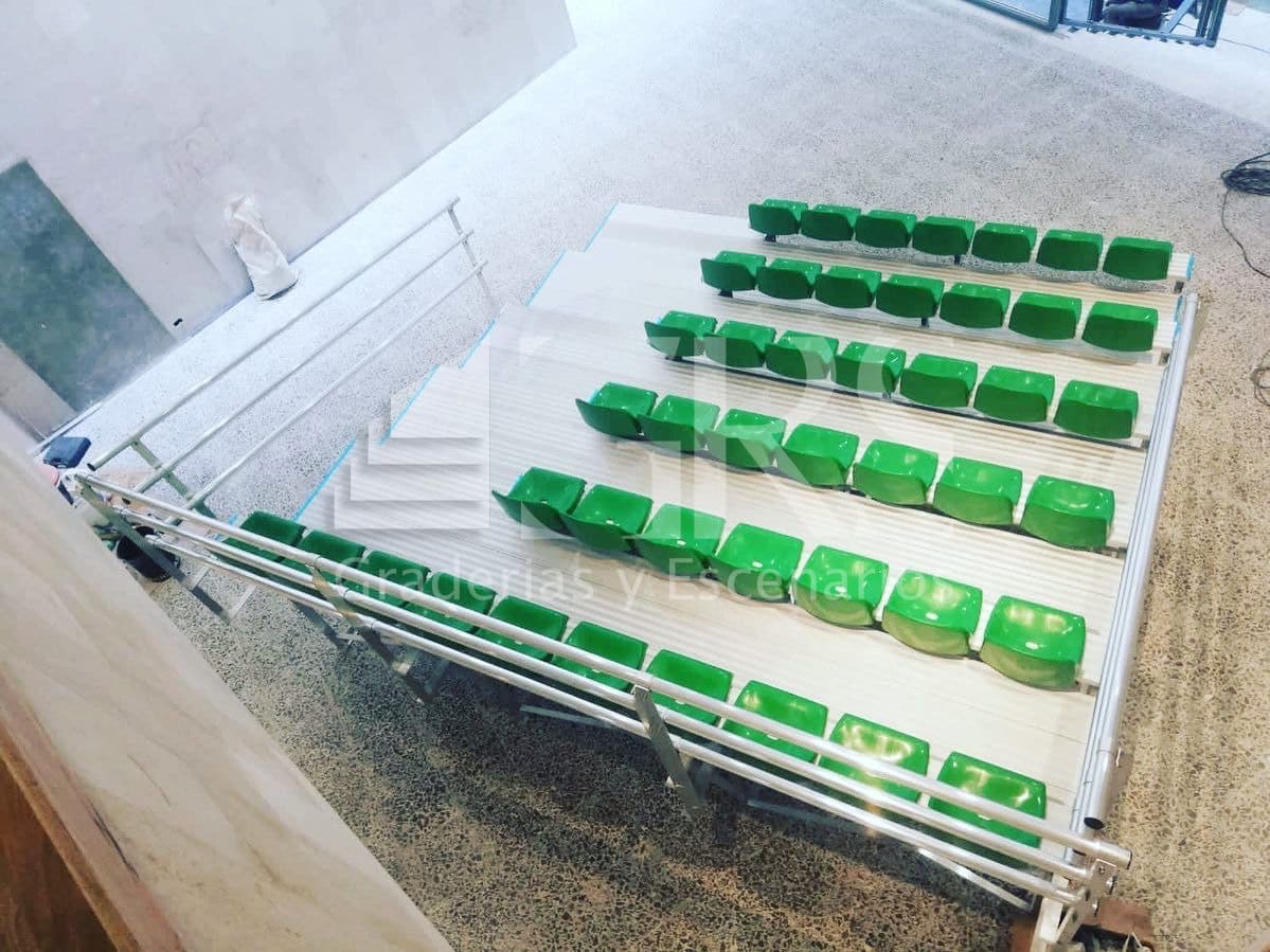 Venta de Graderías 68