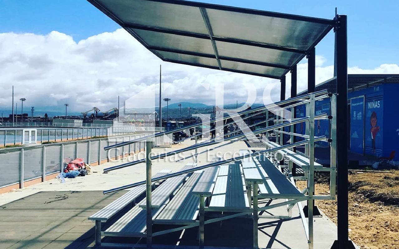 Venta de Graderías 73