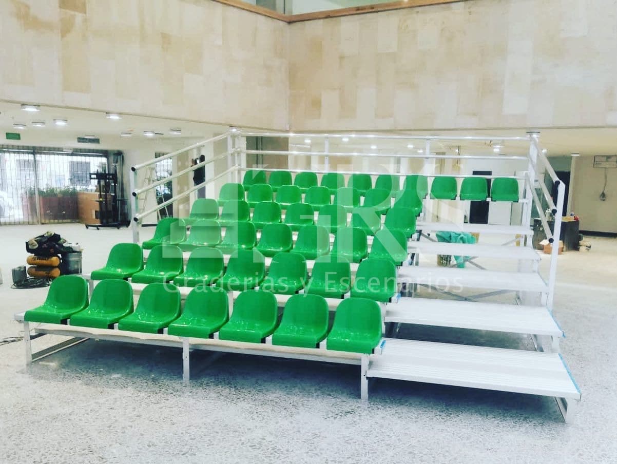 Venta de Graderías 77