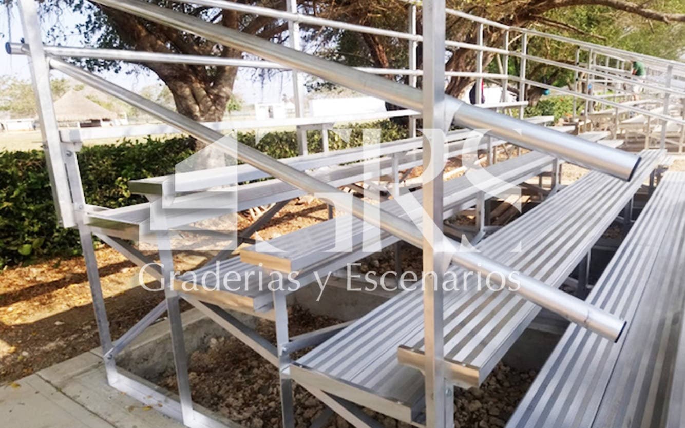 Venta de Graderías 81